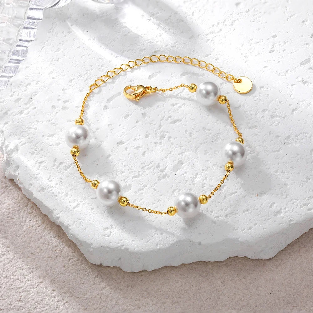 Cognac Adjustable Pearl Bracelet