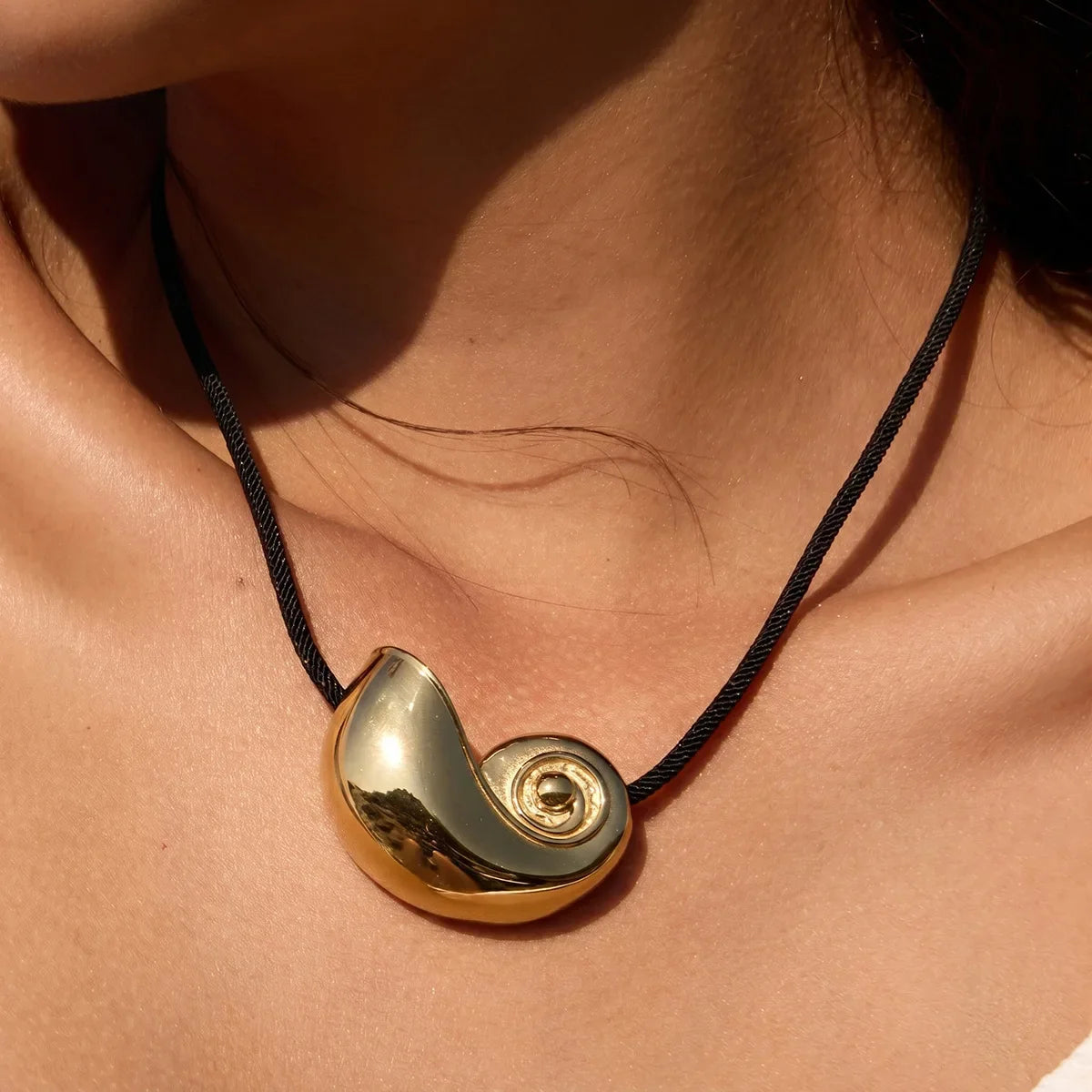 Jasper Shell Pendant Necklace