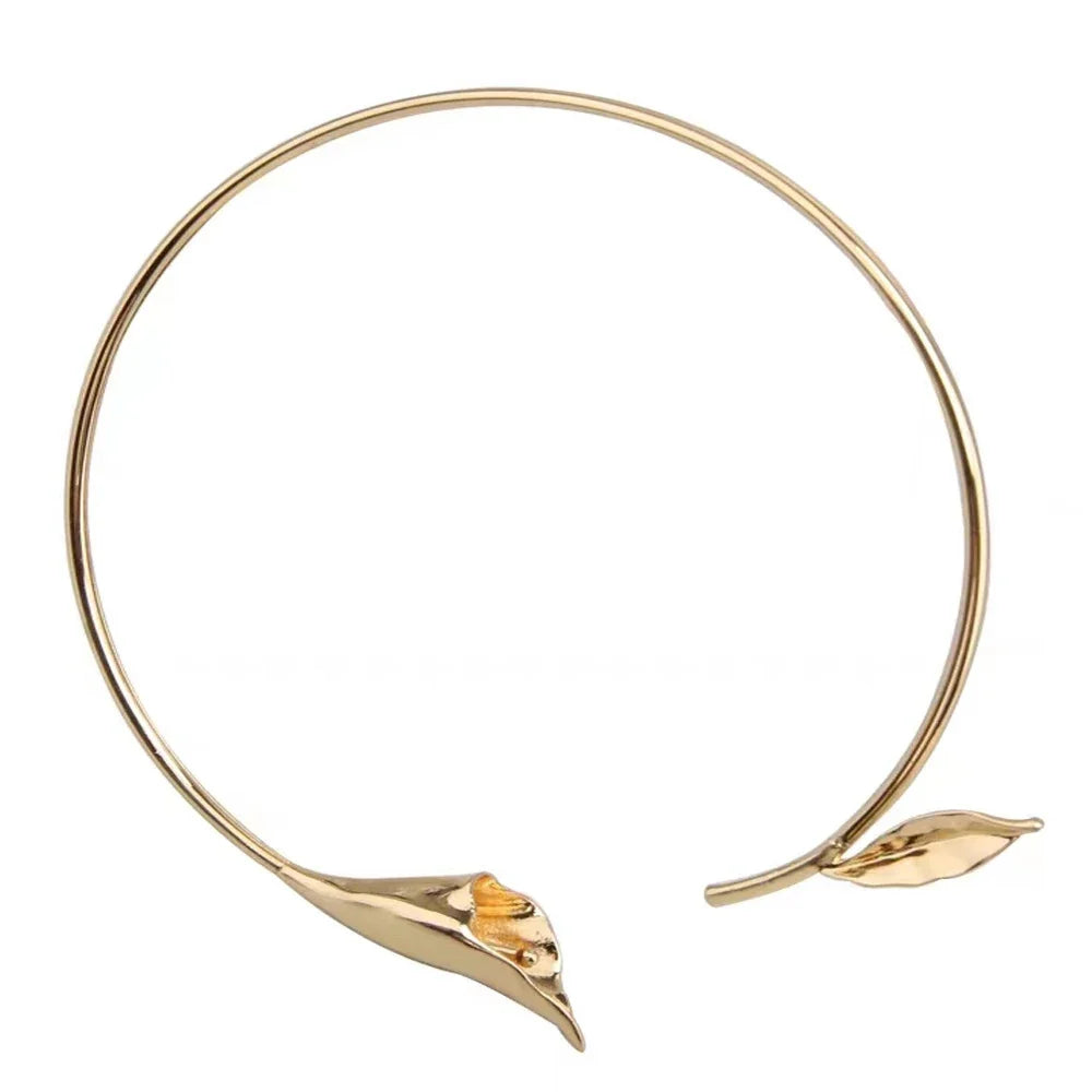 Obsidian Open Leaf and Flower Necklace