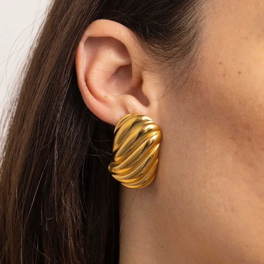 Nude Ribbed Oval Studs